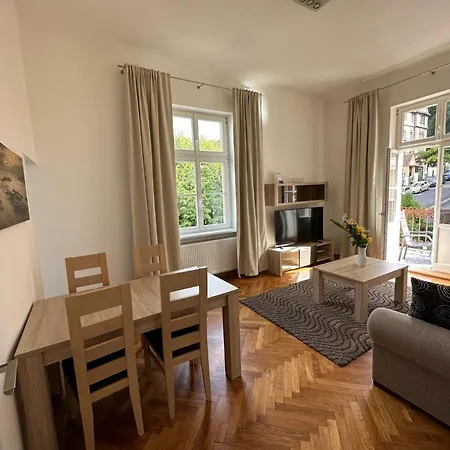Wingolf Apartment